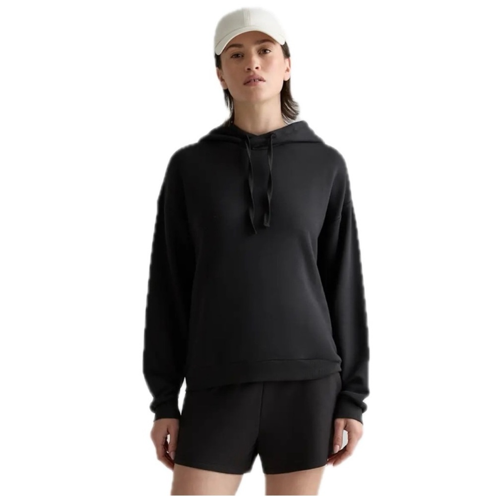 NWT Quince Supersoft Hoodie